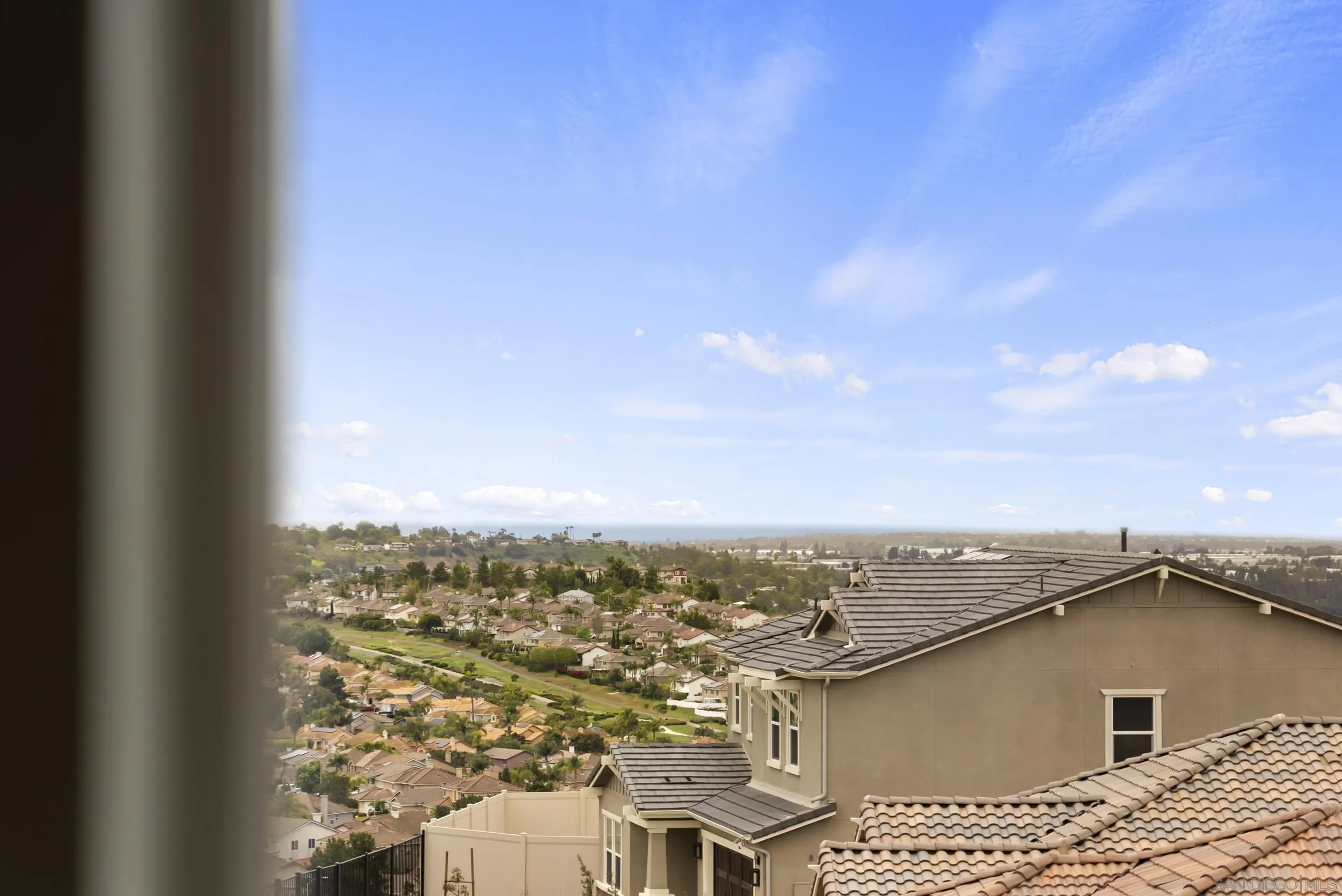 https://cdn.realtyfeed.com/cdn/127/250026061/0878b491364ff5d5fe39737722ee0c22.webp