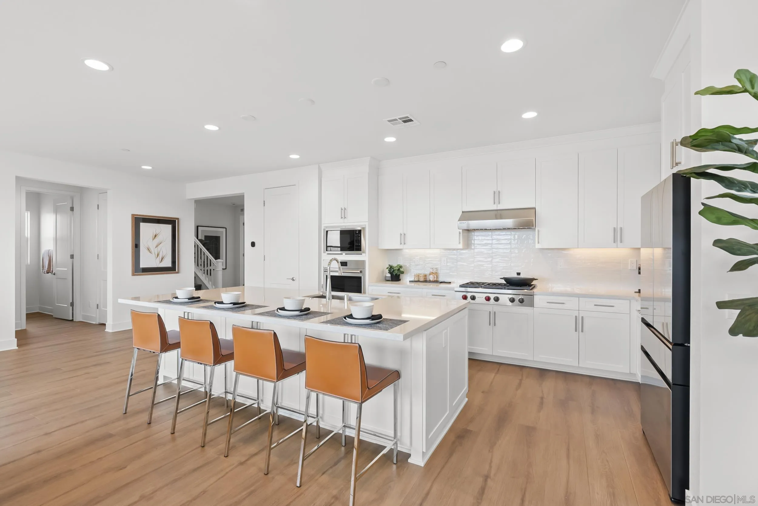 https://cdn.realtyfeed.com/cdn/127/250026061/d1313f704c4b579007dacbbba59c0008.webp