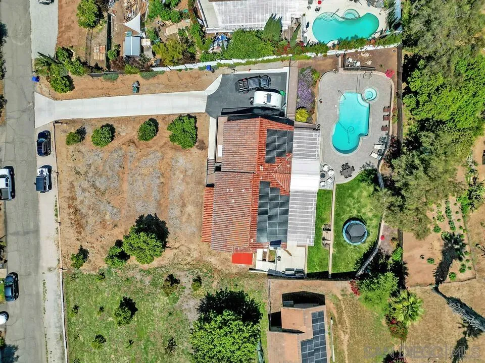 https://cdn.realtyfeed.com/cdn/127/250026108/0dee2d2add3cf57b293881827ba53a4c.webp