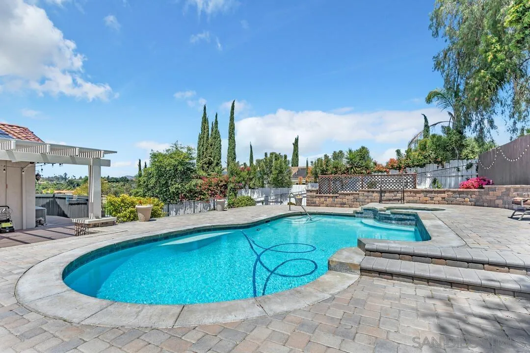 https://cdn.realtyfeed.com/cdn/127/250026108/2ed4a5695c688d0ea1420aa1edecd9a5.webp