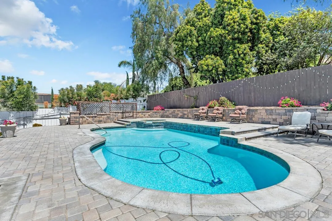 https://cdn.realtyfeed.com/cdn/127/250026108/3843133a5f802fe79d80043a5ef0dcd7.webp