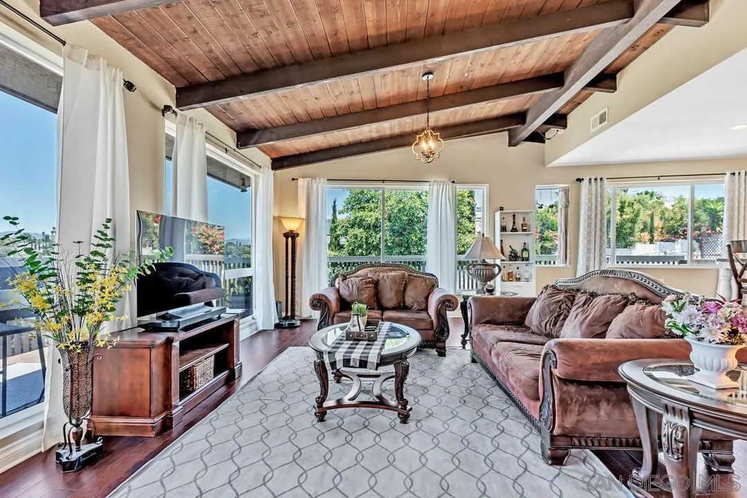 https://cdn.realtyfeed.com/cdn/127/250026108/84f5ca7e7e1ec7fd448a08d9919d5145.webp