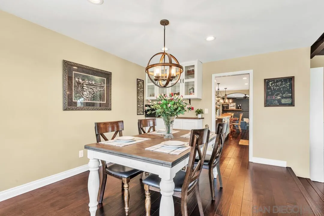 https://cdn.realtyfeed.com/cdn/127/250026108/9513da97d77d0005f367eb1786126319.webp