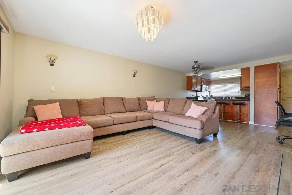 Photo #19: 250026120 Listing: Photo #19