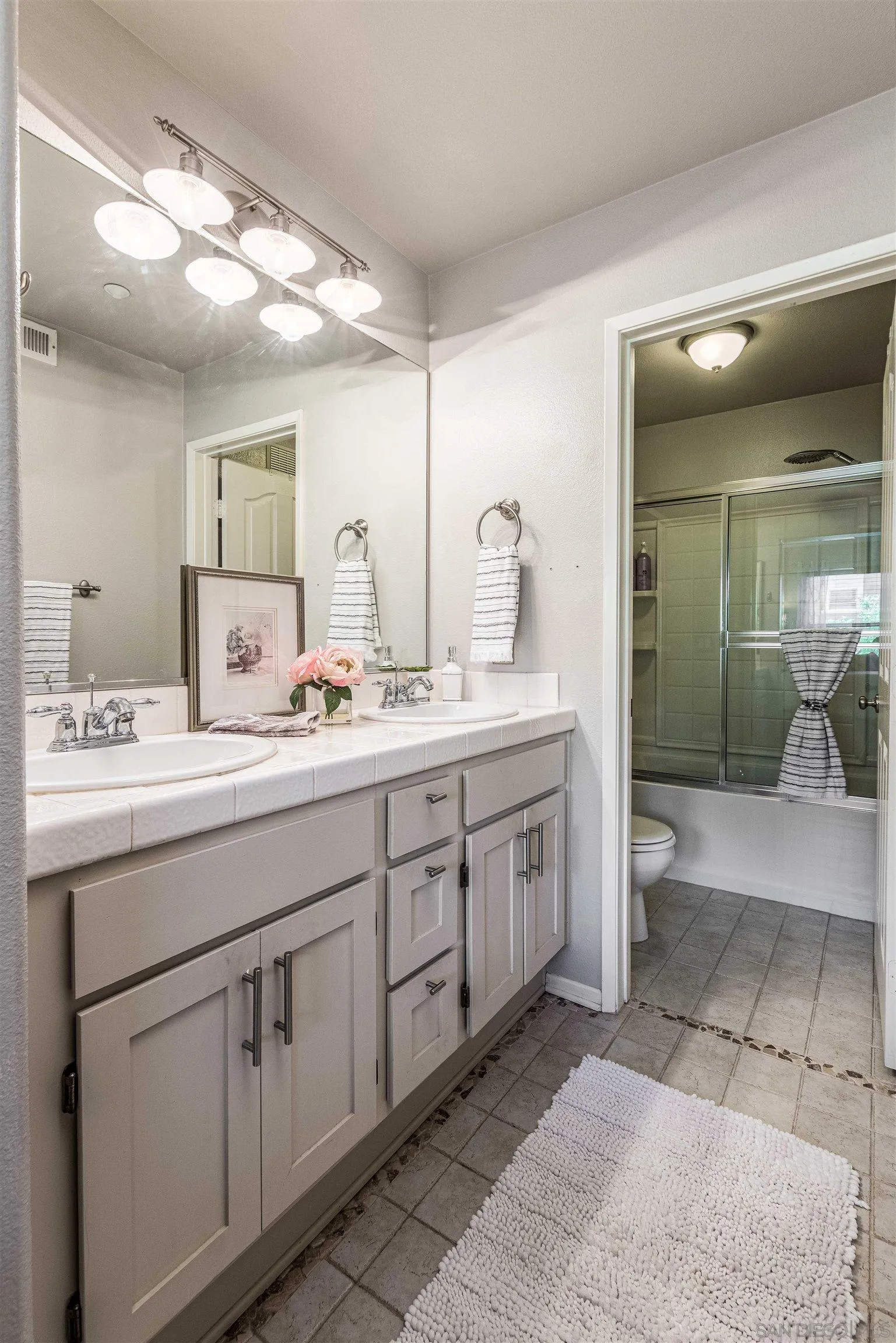 https://cdn.realtyfeed.com/cdn/127/250026138/0135791f2f2ea6be5785472025970528.webp