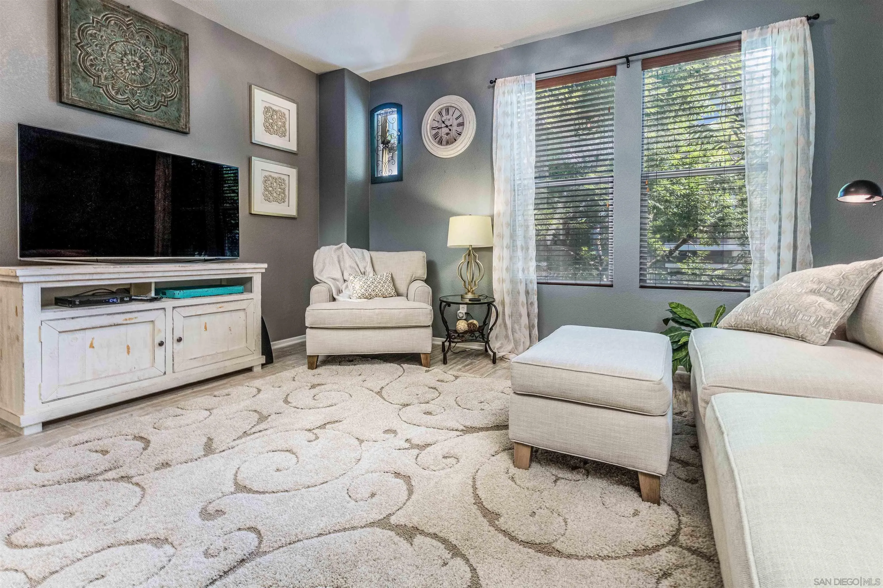 https://cdn.realtyfeed.com/cdn/127/250026138/7cc5cfba220c2fbb5115bb88f94a8f97.webp