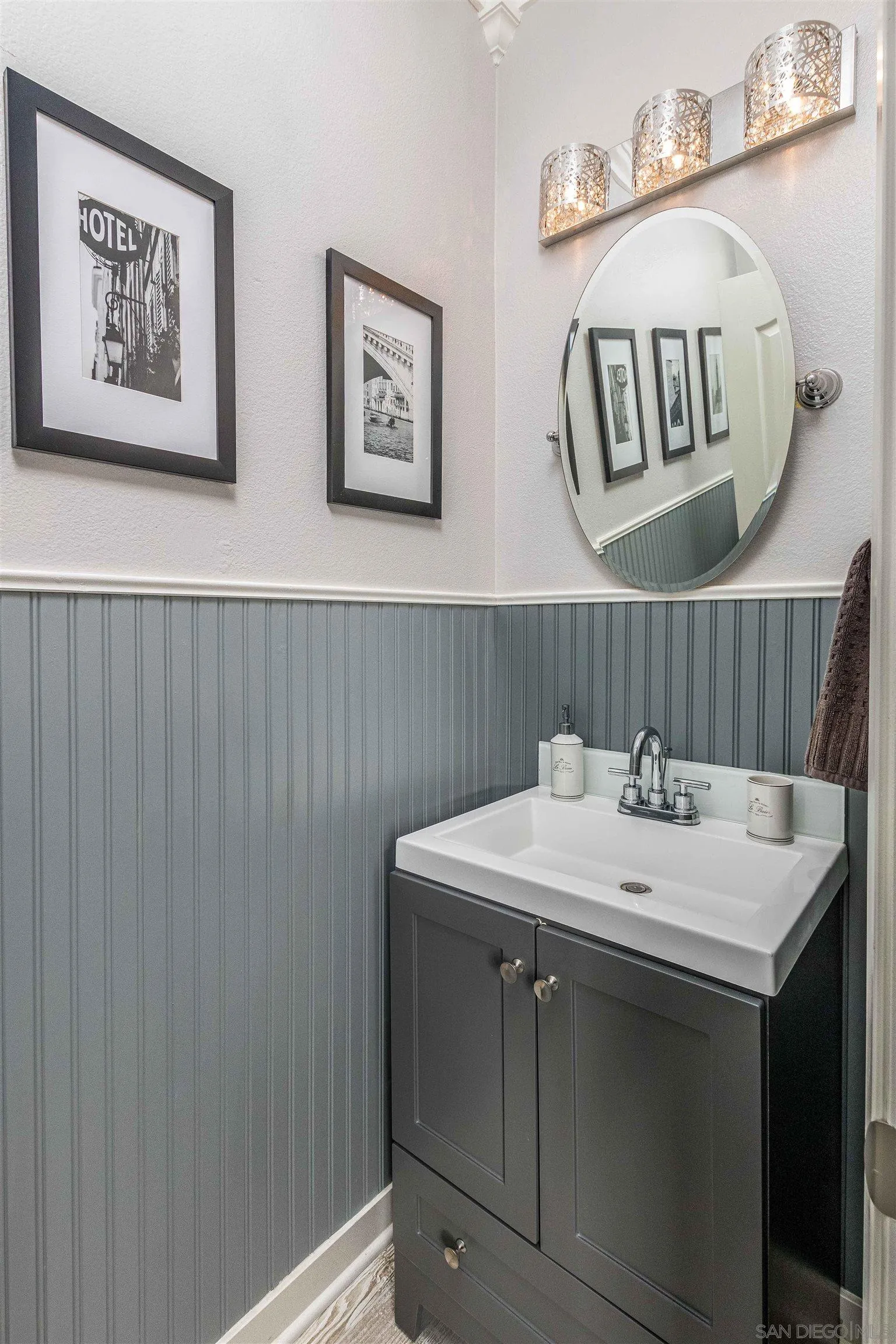 https://cdn.realtyfeed.com/cdn/127/250026138/c88dca740208002b6e6acfc2c9a1408d.webp