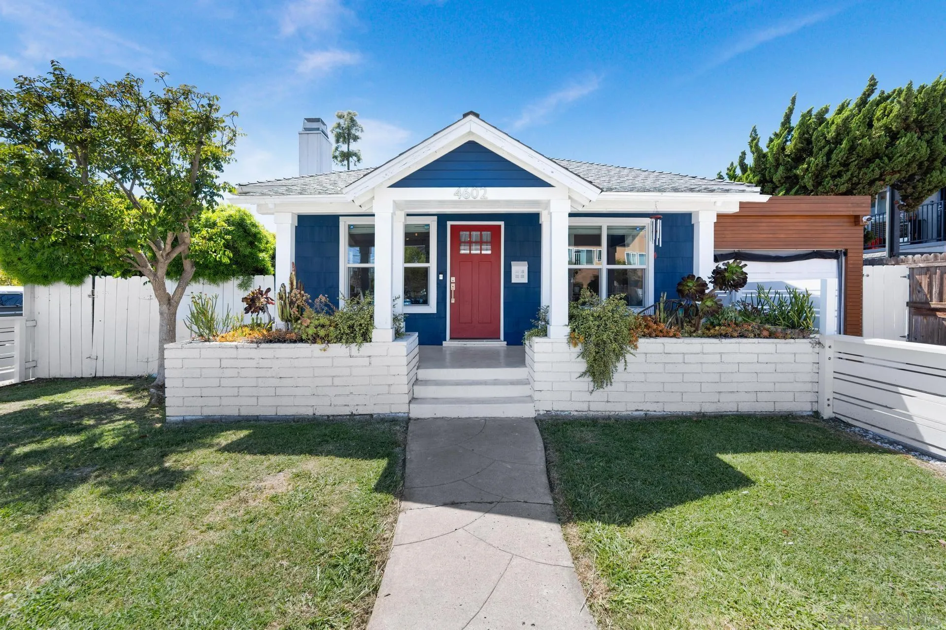 https://cdn.realtyfeed.com/cdn/127/250026152/f6ffb14e84a4dff6a2f436765d528c24.webp