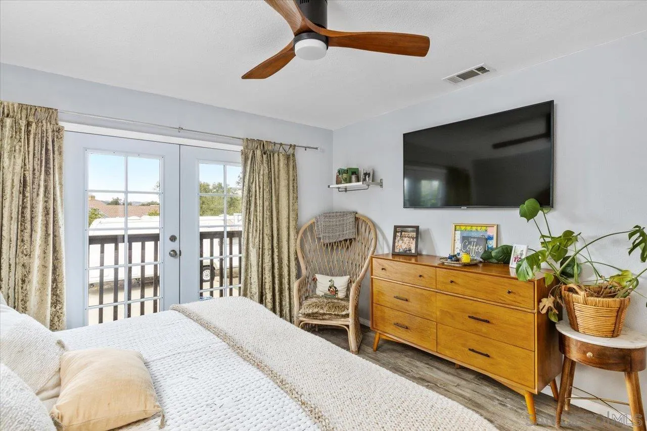 https://cdn.realtyfeed.com/cdn/127/250026193/1d2cf15aaed812143bde2fbd9a51497f.webp