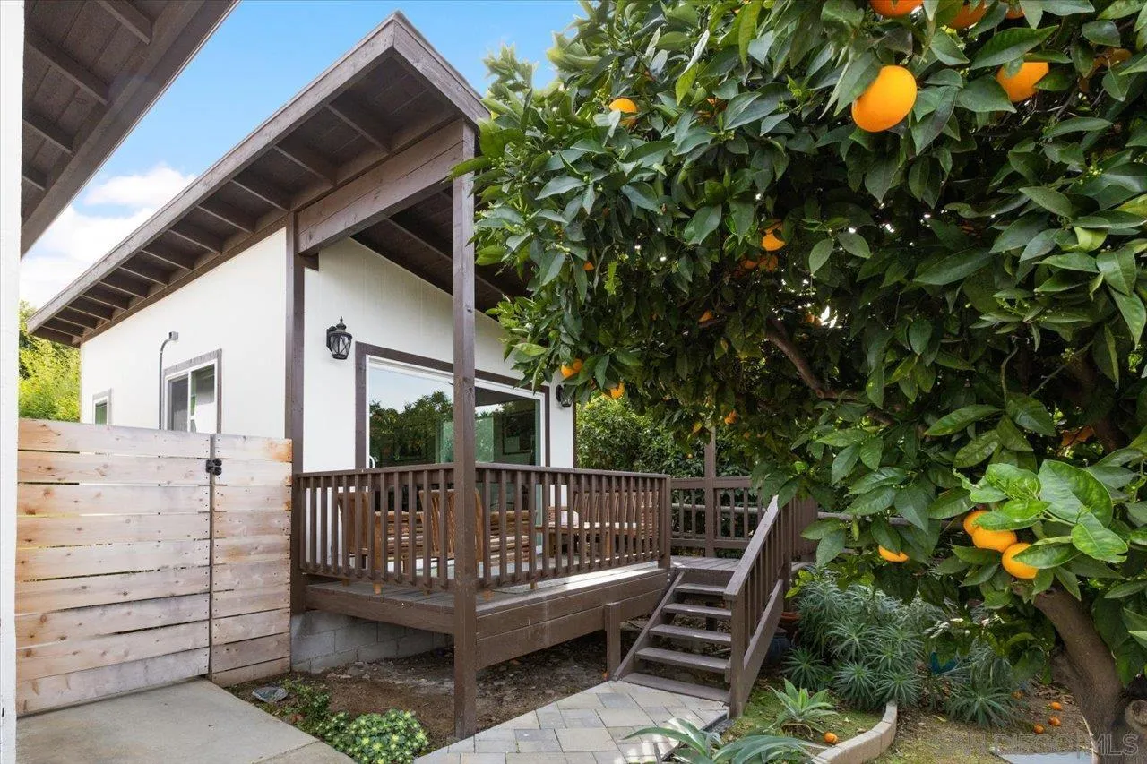 https://cdn.realtyfeed.com/cdn/127/250026193/d3d7f0e4df6fef75adc1979b36186e69.webp