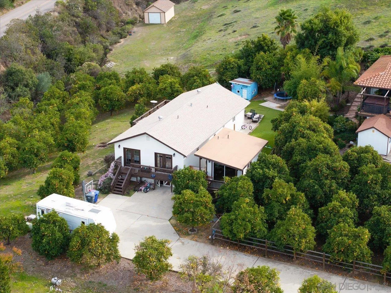 https://cdn.realtyfeed.com/cdn/127/250026193/e8558a70ad99e1e89516603b68253879.webp