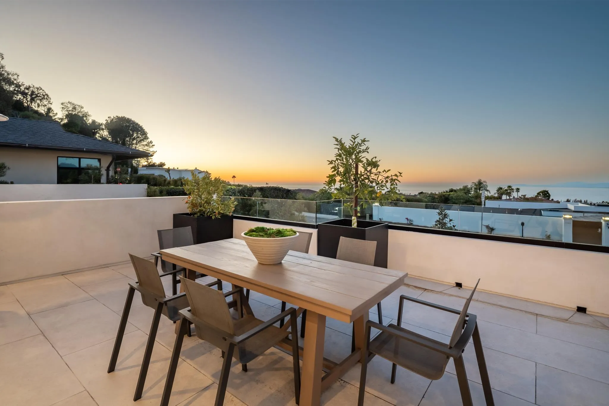 https://cdn.realtyfeed.com/cdn/127/250026199/2c085cf055540aae1b566aadb84629ed.webp