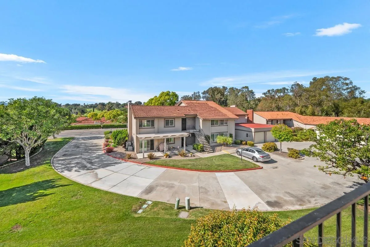 Photo #2: 250026217 Listing 