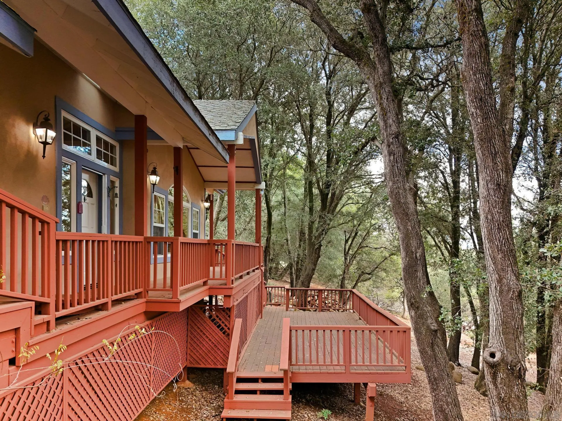 https://cdn.realtyfeed.com/cdn/127/250026235/589af662505fc507e1538e15e3a1dde6.webp