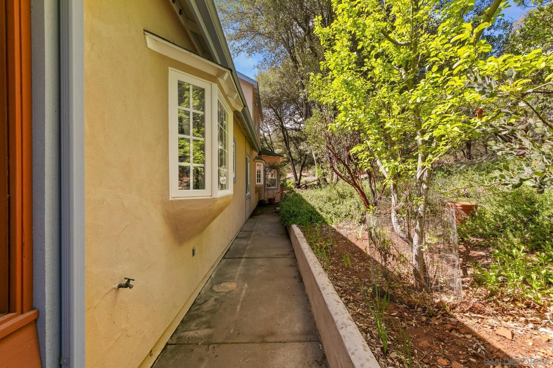 https://cdn.realtyfeed.com/cdn/127/250026235/e718b471ec59f8f299c2b95053fdf070.webp