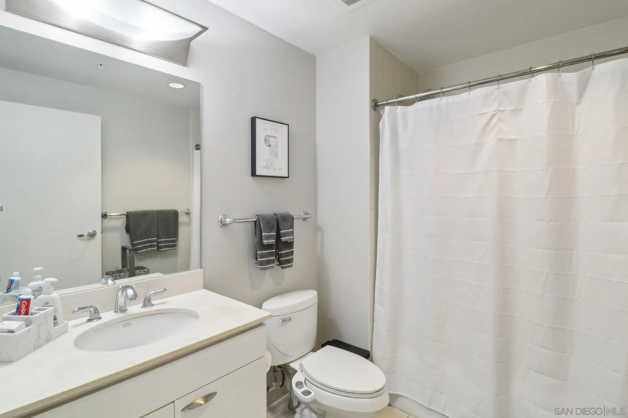 Photo #21: 250026247 Listing: Photo #21