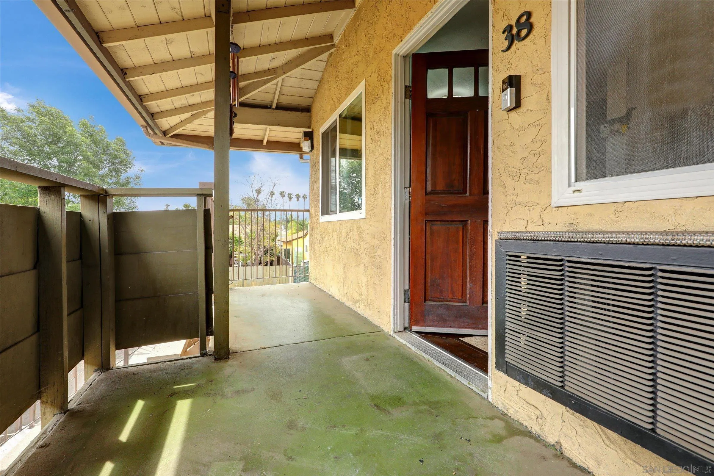 Photo #5: 250026251 Listing 