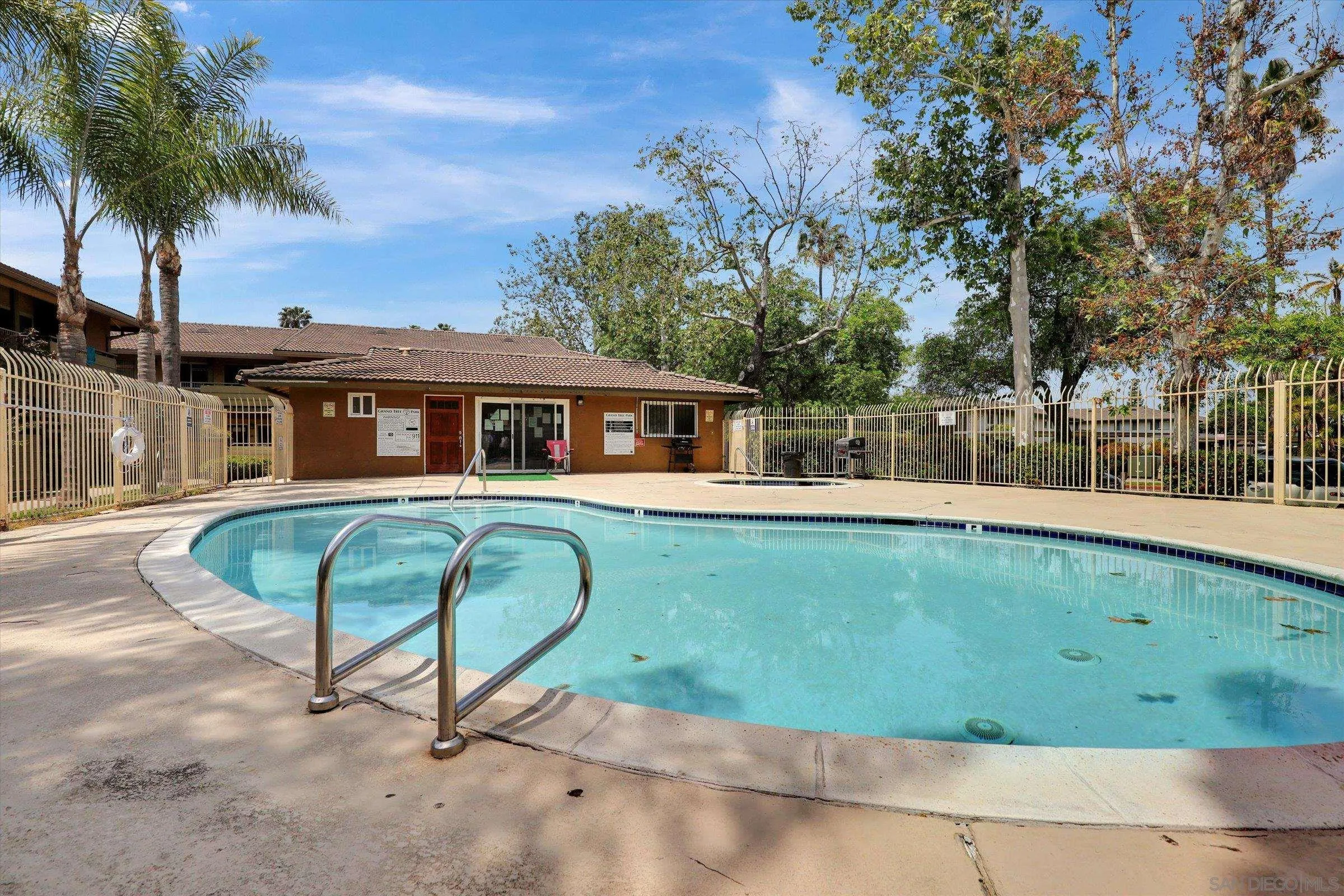 Photo #28: 250026251 Listing: Photo #28