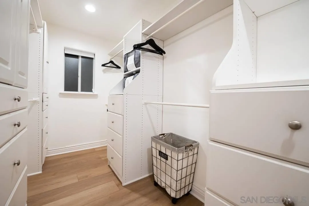https://cdn.realtyfeed.com/cdn/127/250026252/dc3d5b5b57cbdec69c09639ffed6cf12.webp
