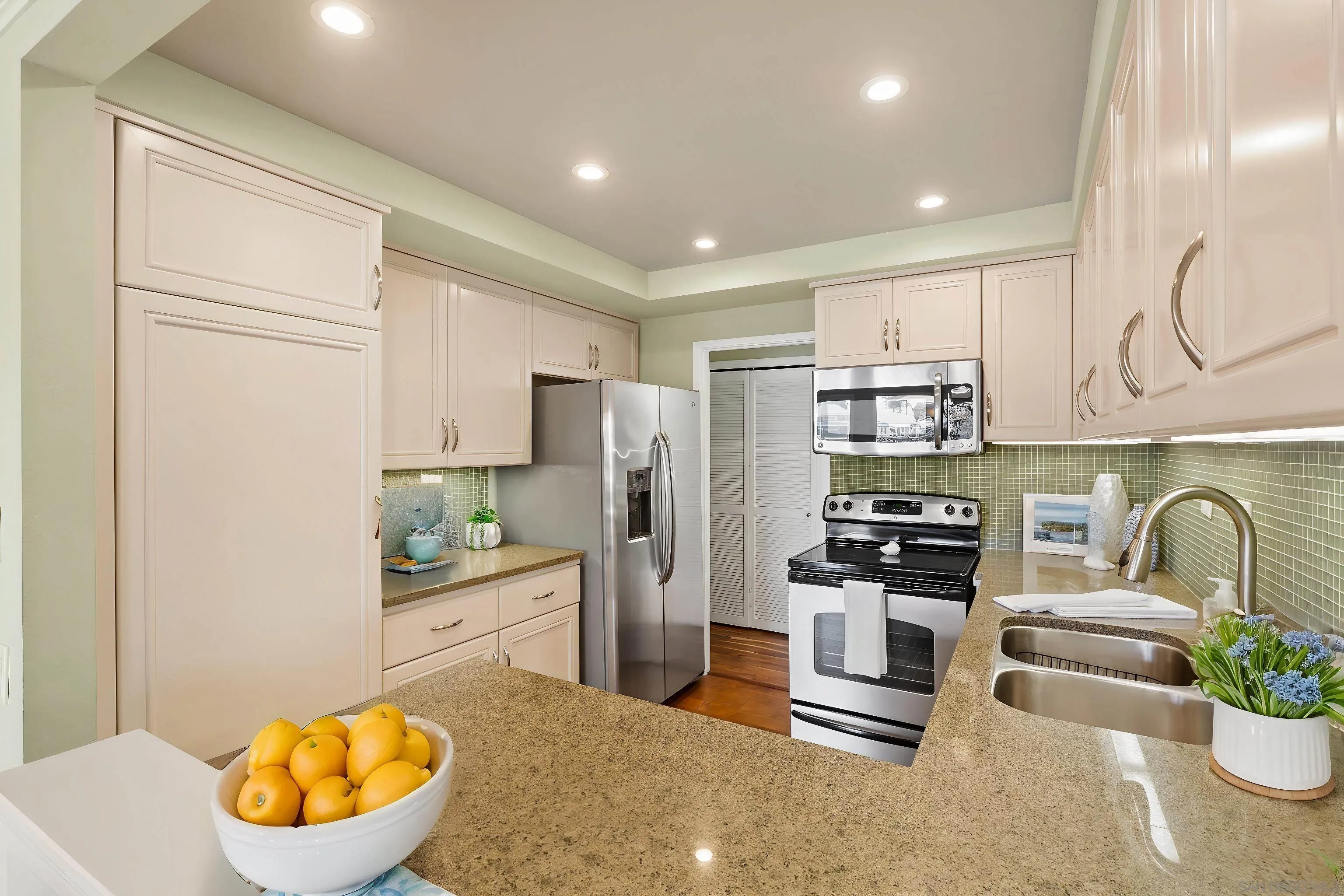 Photo #5: 250026255 Listing 
