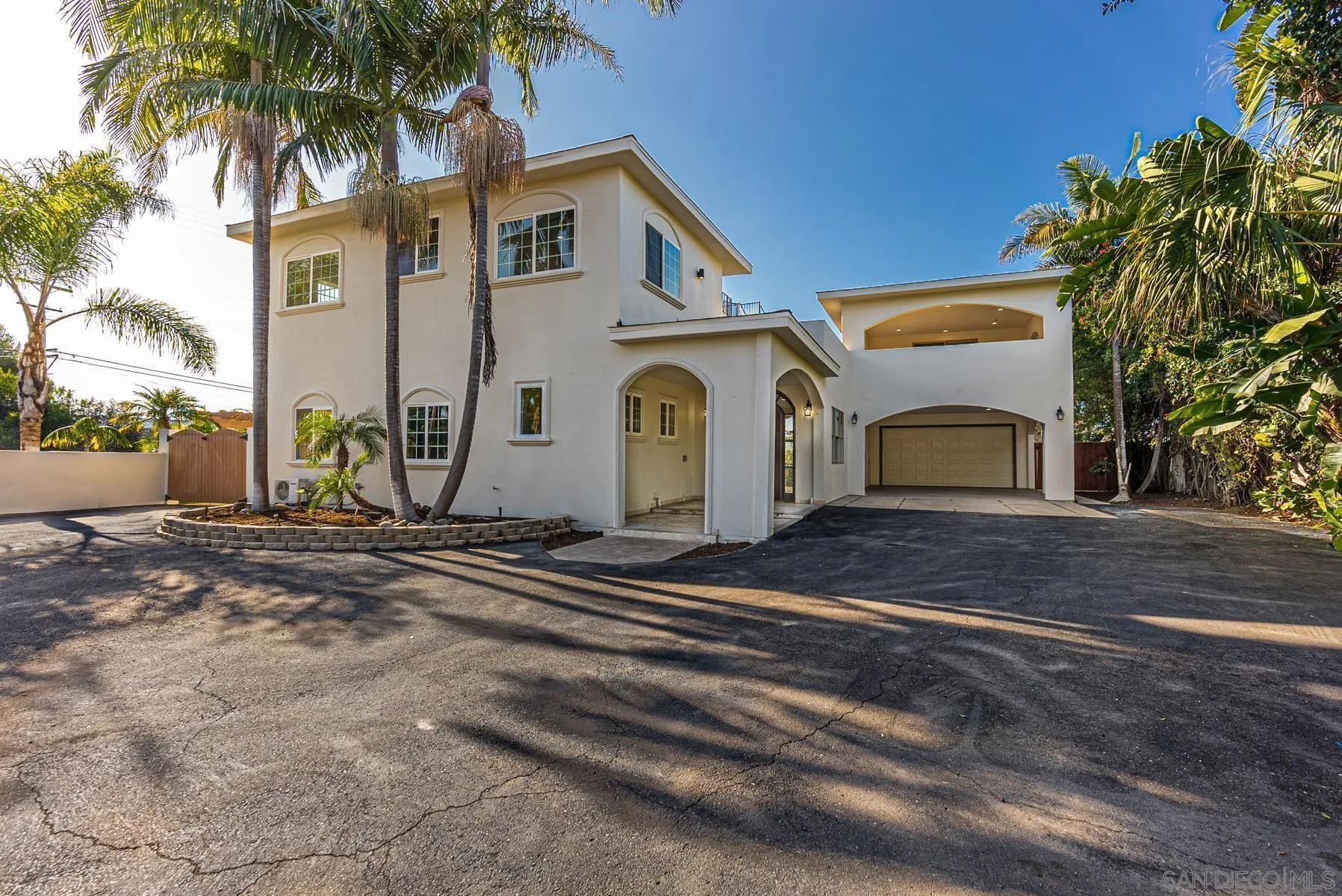 Encinitas, CA 92024