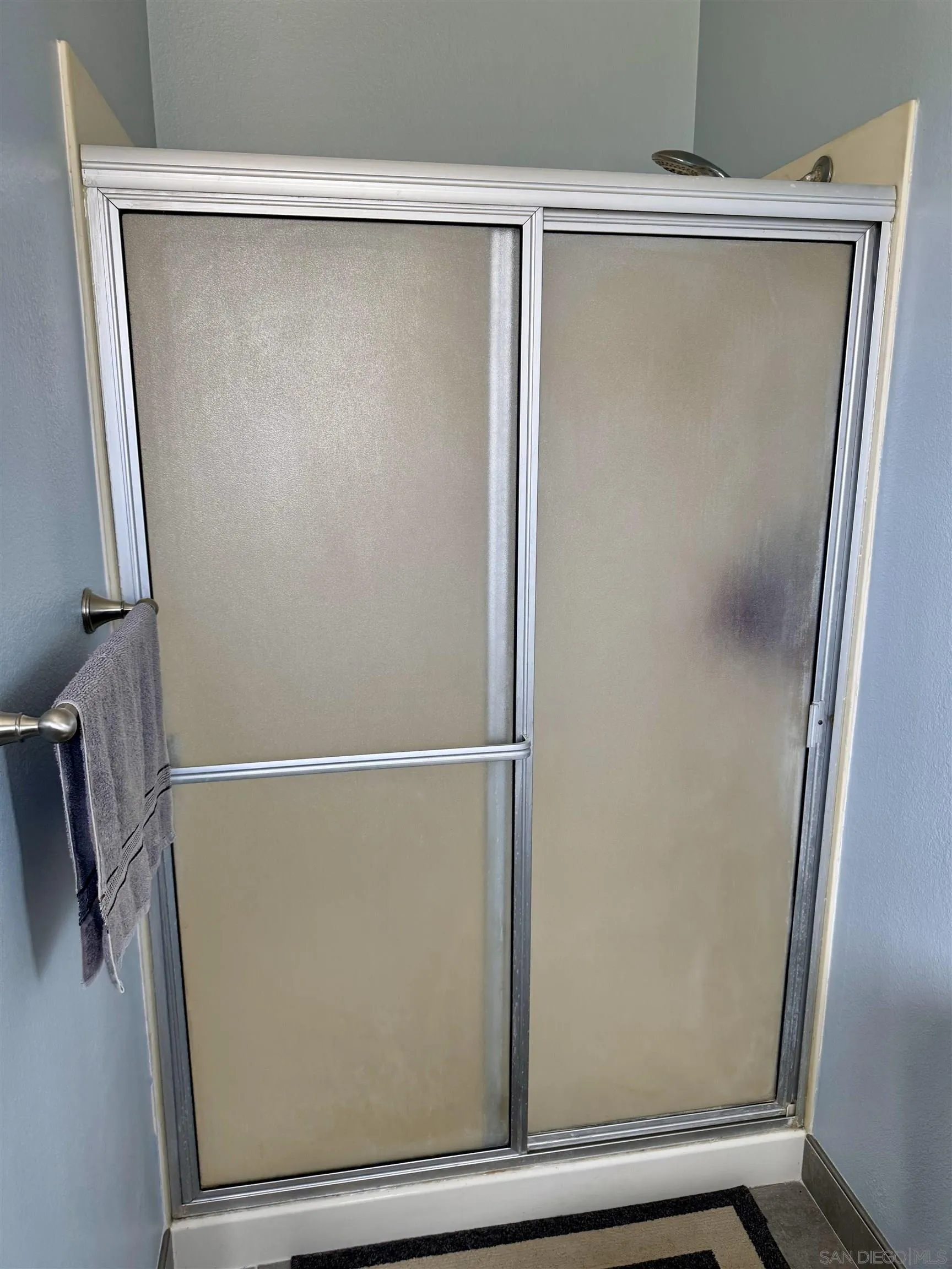 https://cdn.realtyfeed.com/cdn/127/250026285/f955a19f70dfcb41ad0d2edf0cd60fa3.webp