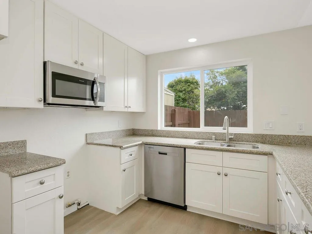 Photo #5: 250026290 Listing 