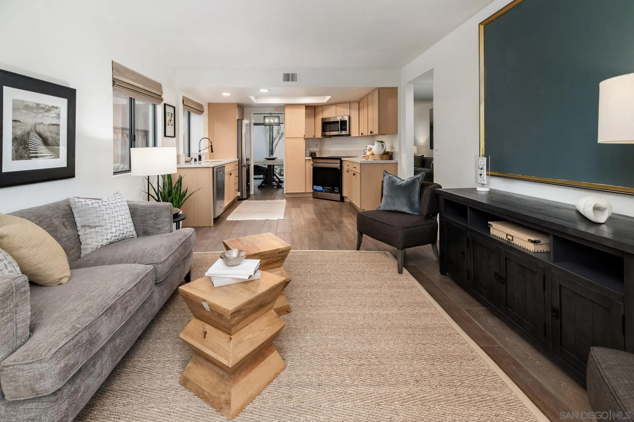 Photo #4: 250026323 Listing 