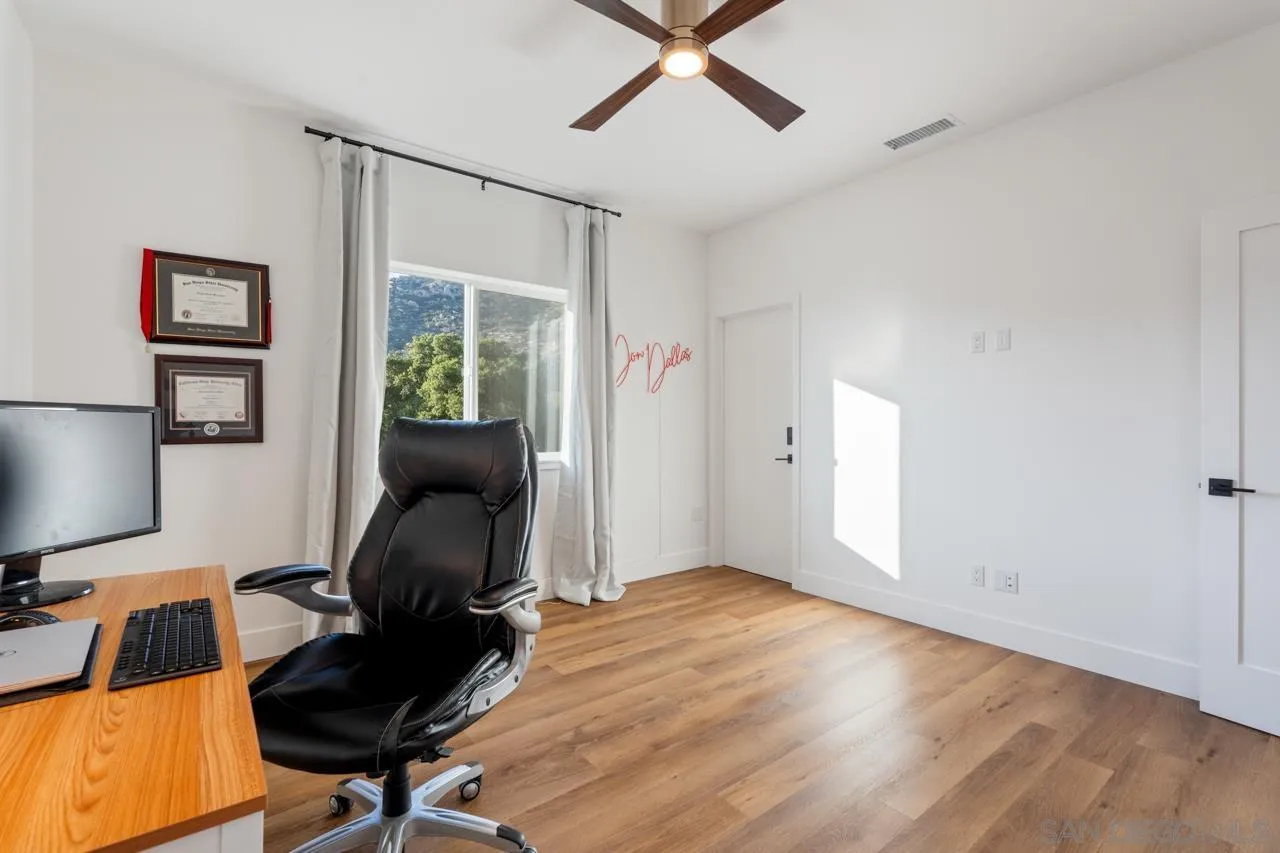 https://cdn.realtyfeed.com/cdn/127/250026351/11a7ff9f8afe90a18ebbd4b60466c04f.webp