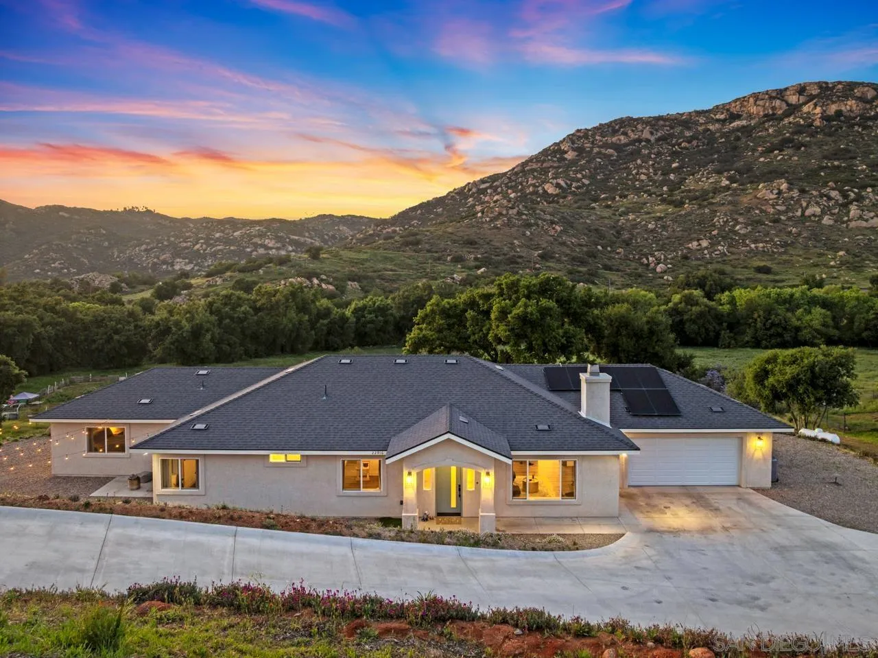 https://cdn.realtyfeed.com/cdn/127/250026351/283a96b39aa6586f1f9a8a88d8b248b2.webp