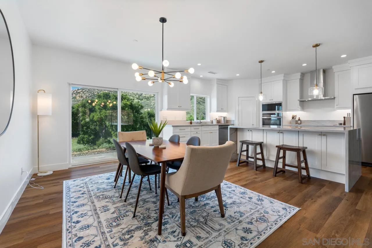 https://cdn.realtyfeed.com/cdn/127/250026351/3887c4041b4543f7dff4cfaeeca8d729.webp