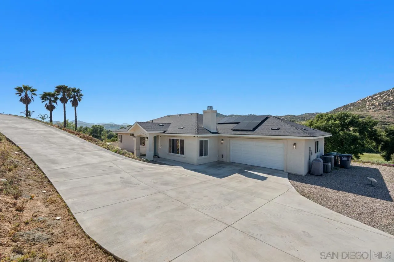 https://cdn.realtyfeed.com/cdn/127/250026351/9566b55ed6d6af2dfe3ed1b9c1c2da5d.webp