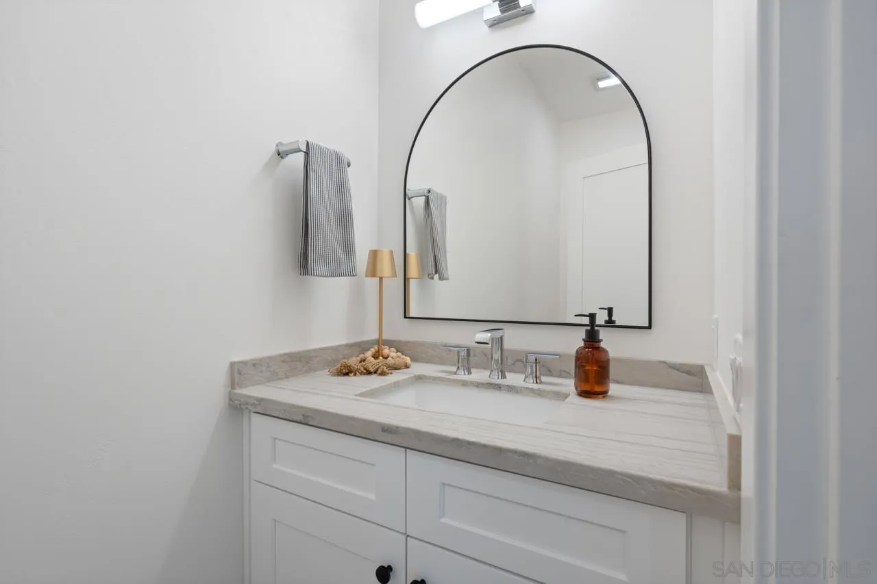https://cdn.realtyfeed.com/cdn/127/250026351/d03599e8ff31c05083c7c4d737e00bb5.webp