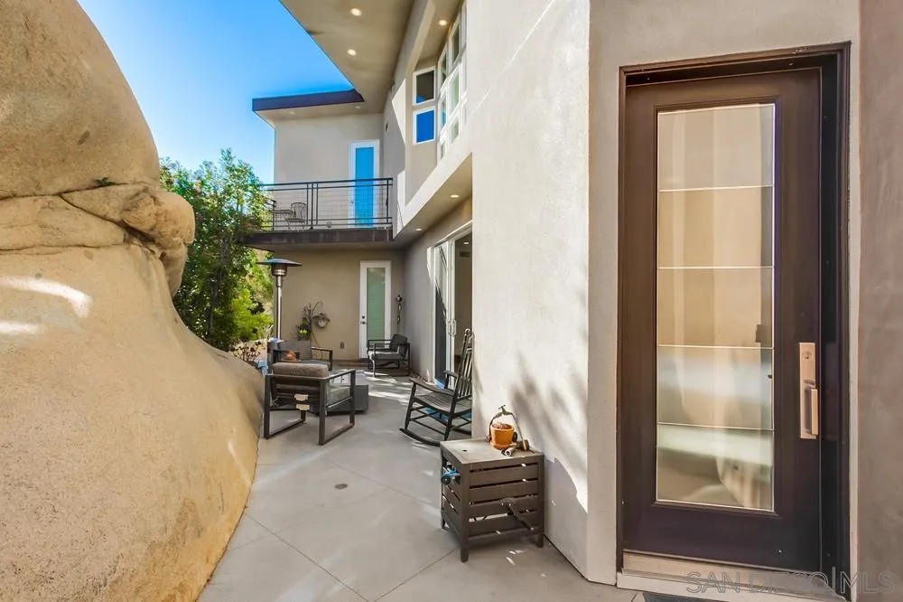 https://cdn.realtyfeed.com/cdn/127/250026365/0337b5a7e47578884122a2c3f65a8f9a.webp