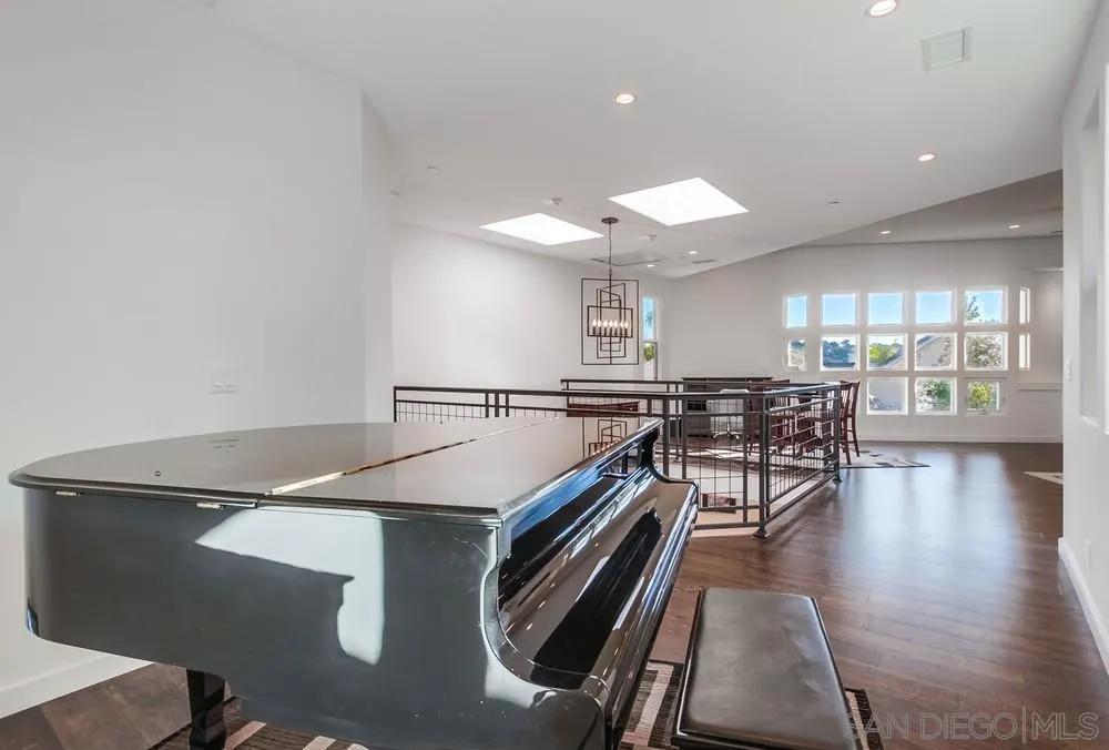 https://cdn.realtyfeed.com/cdn/127/250026365/4a76c4ab35ba7e0dabe155ef930f7568.webp