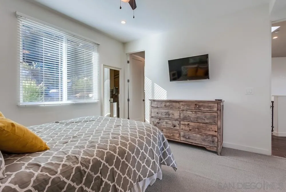 https://cdn.realtyfeed.com/cdn/127/250026365/7b8c1d6a12b80eea72145659560a77c1.webp