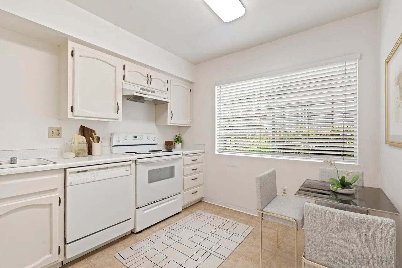 Photo #5: 250026382 Listing 