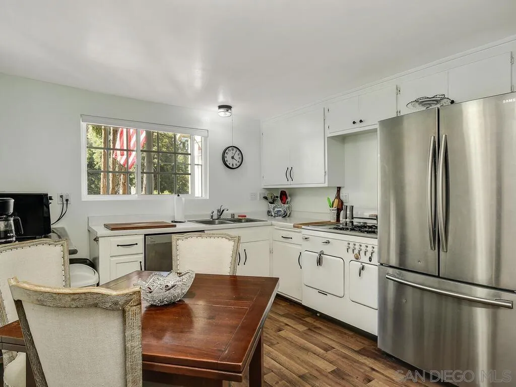 https://cdn.realtyfeed.com/cdn/127/250026399/239c1a469d12b3d308b030c2b3ae5537.webp