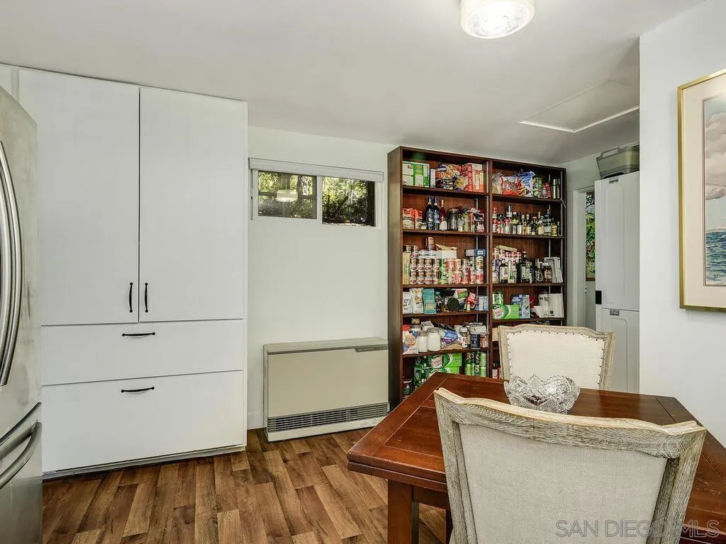 https://cdn.realtyfeed.com/cdn/127/250026399/ac11f72cc999c6c9dc61b17faa541b2c.webp