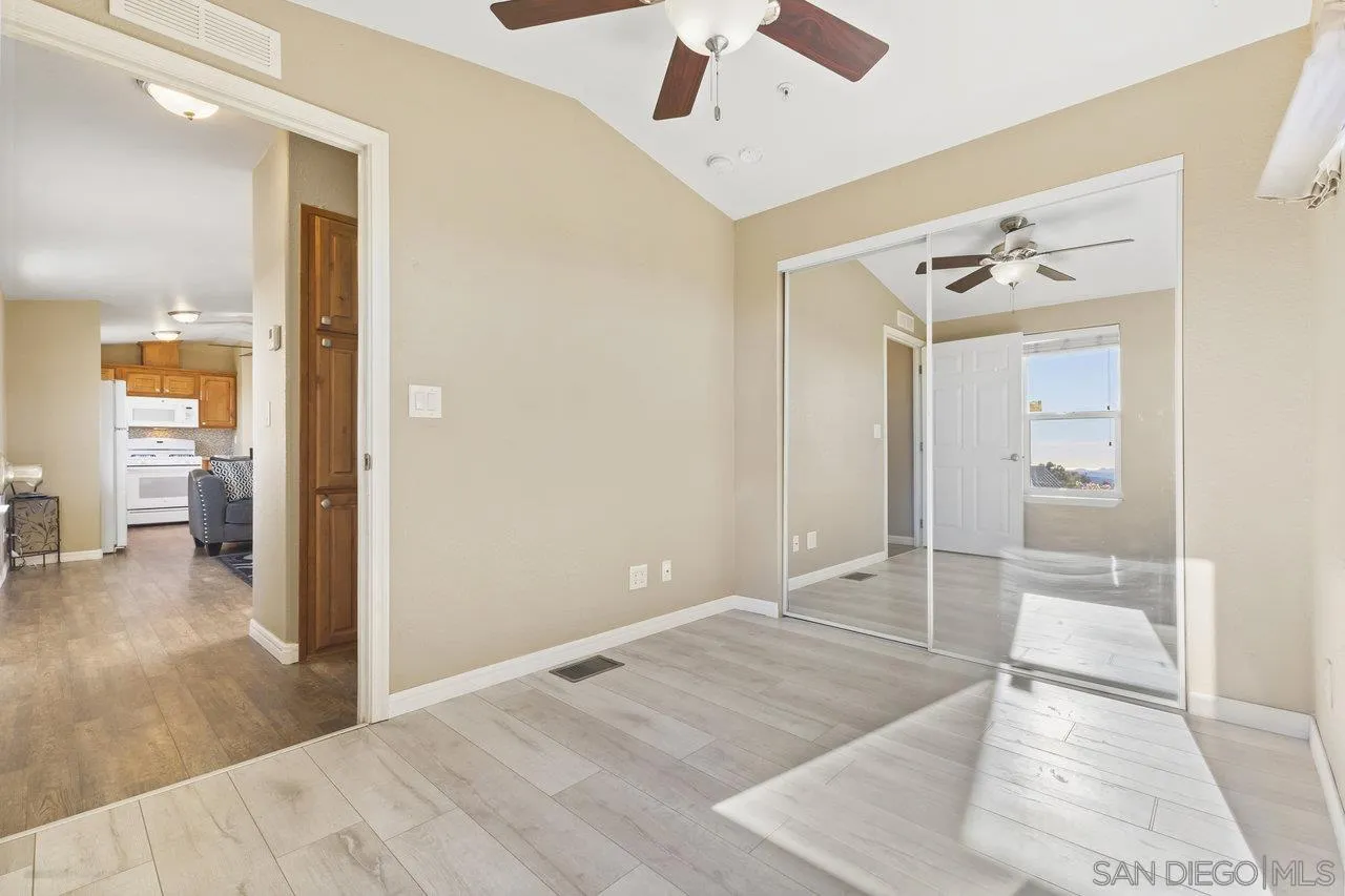 https://cdn.realtyfeed.com/cdn/127/250026433/bebe14b06b5ad829959c9780b4a7d66e.webp