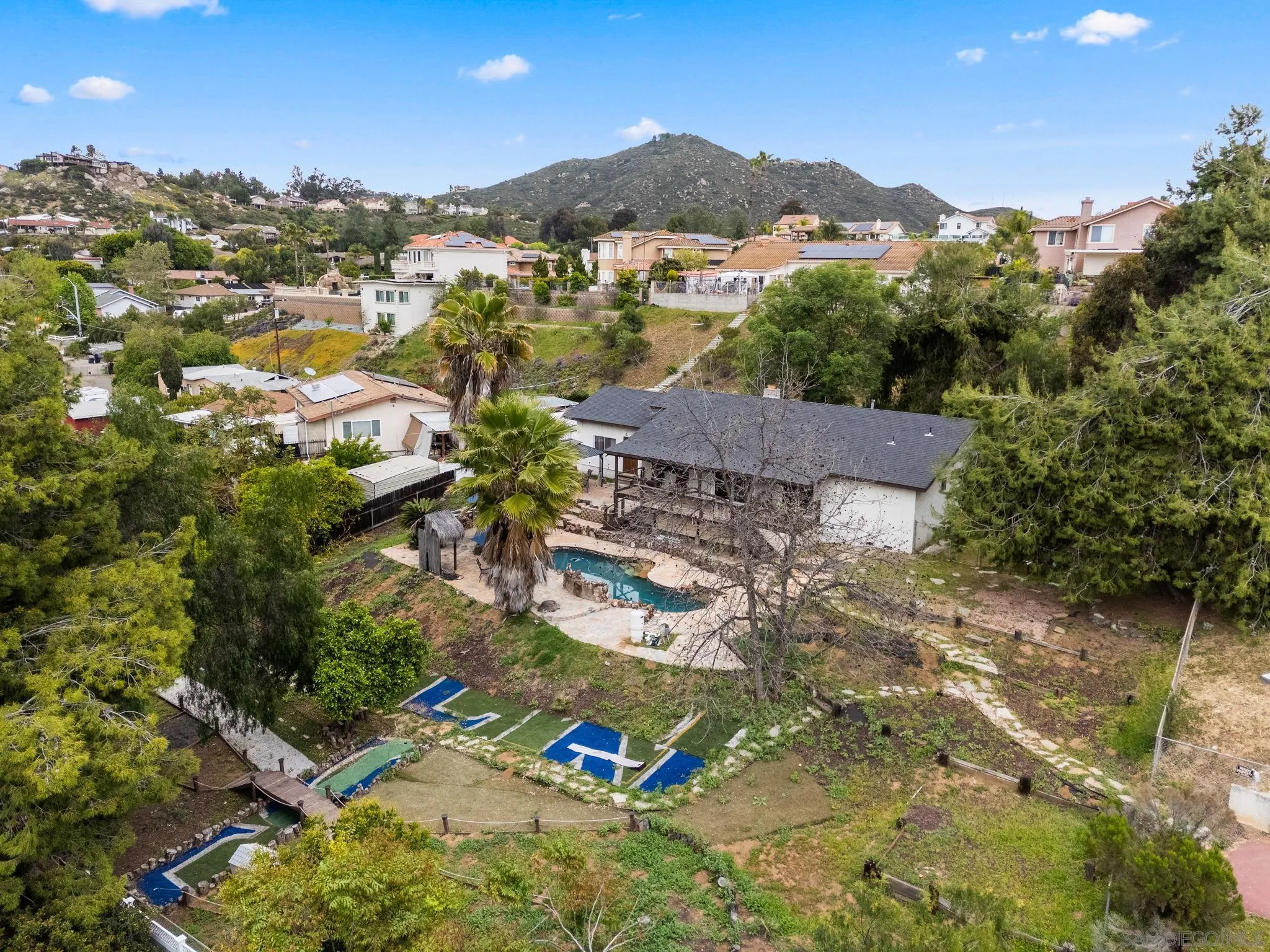 https://cdn.realtyfeed.com/cdn/127/250026439/b332b55db5bcae03bb0c9e03654ebe3e.webp
