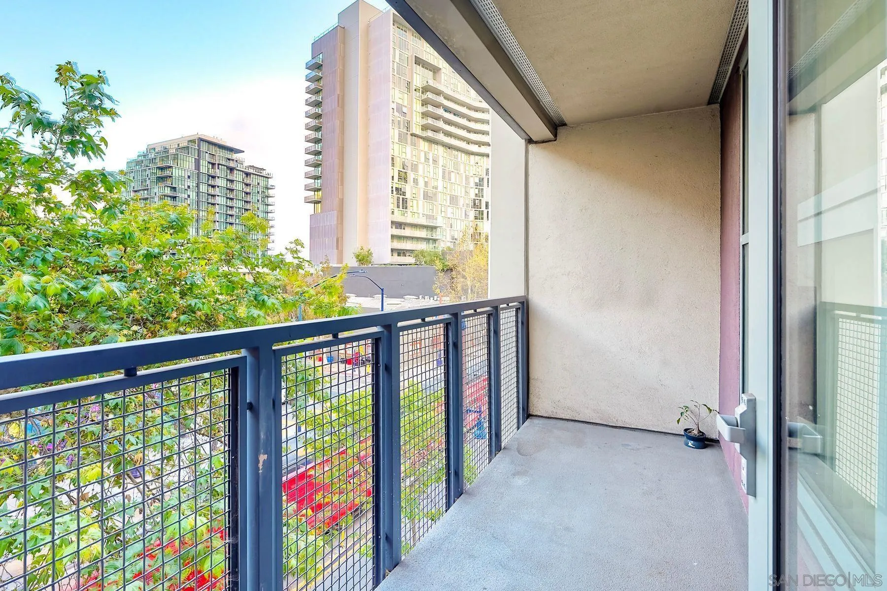 Photo #12: 250026443 Listing: Photo #12