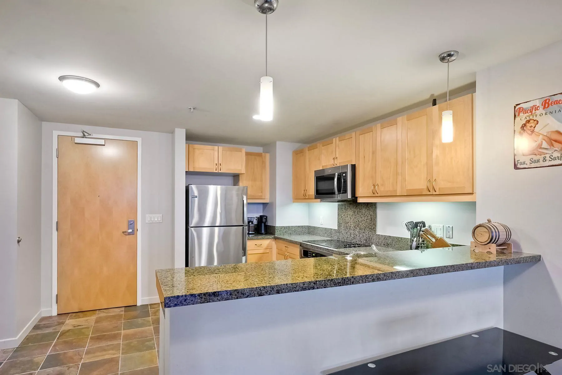 Photo #3: 250026443 Listing 