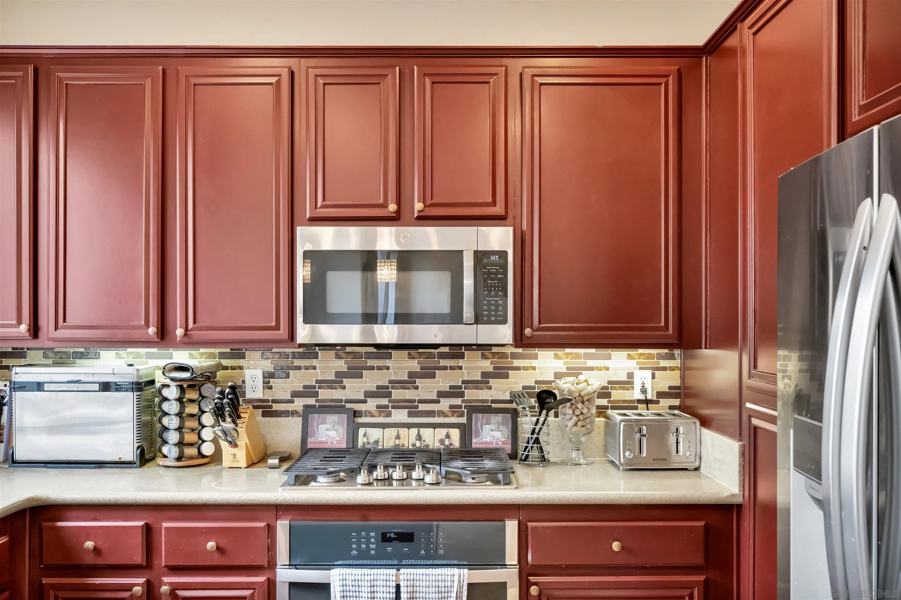 https://cdn.realtyfeed.com/cdn/127/250026492/20cc368d1da59440688e115364facc24.webp