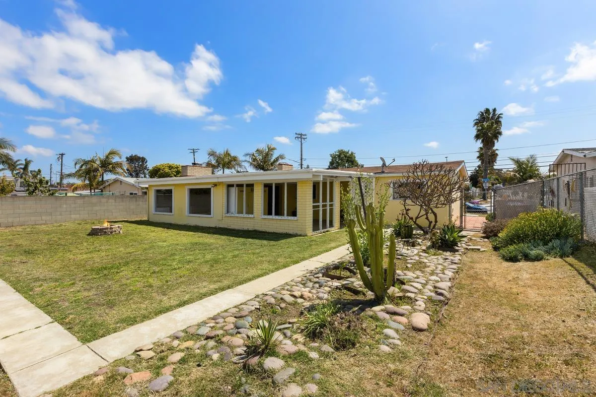 https://cdn.realtyfeed.com/cdn/127/250026499/688454a285f9c05db0af4569d6c022c8.webp