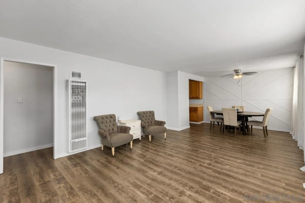 https://cdn.realtyfeed.com/cdn/127/250026499/746b96c4ad37c41ac4f33dcd9edf2d99.webp