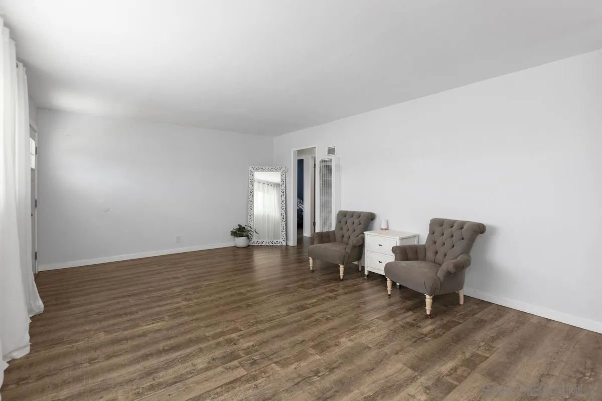 https://cdn.realtyfeed.com/cdn/127/250026499/7a3aefc3e3478a31eee6c8238e7a76f9.webp
