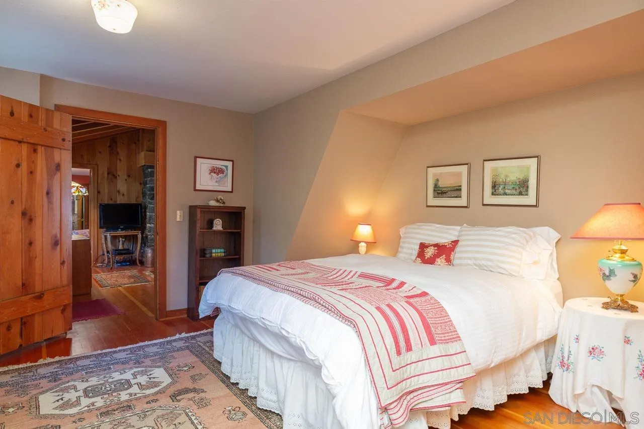 https://cdn.realtyfeed.com/cdn/127/250026527/4f41a7e090bf5fa6c732a37d78fcaac1.webp