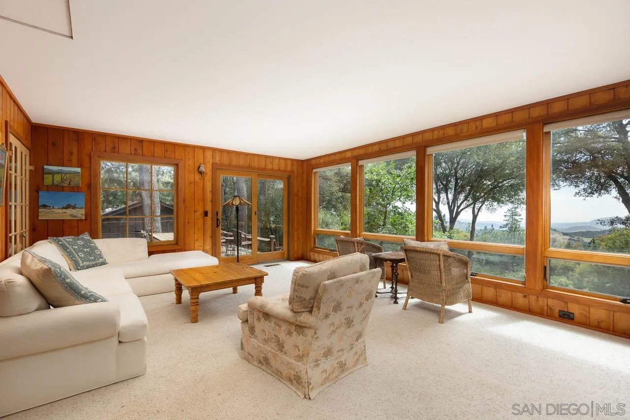 https://cdn.realtyfeed.com/cdn/127/250026527/658296287f28fc3abef5d9f63ea3dbb8.webp