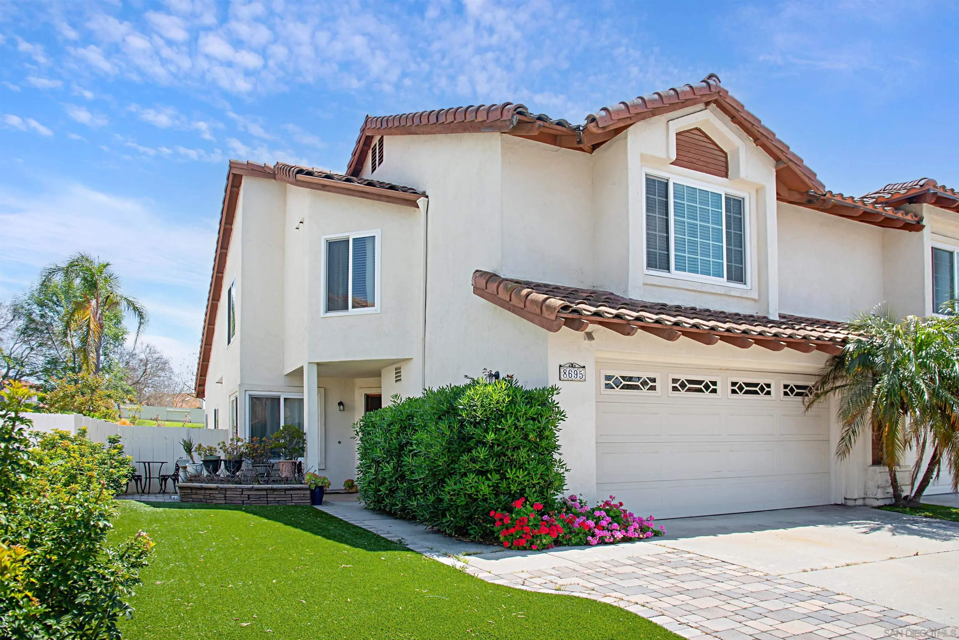 Photo #2: 250026565 Listing 